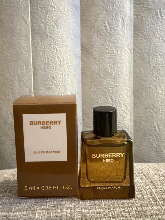 Burberry Other - Burberry Men's Hero